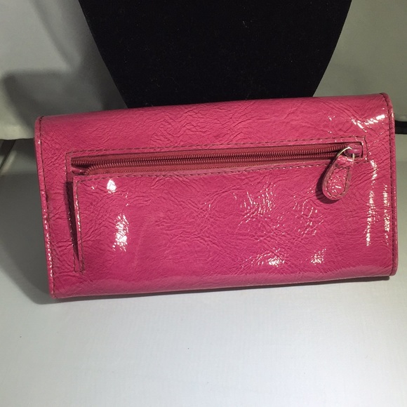 Perfect for year round! - Picture 3 of 4